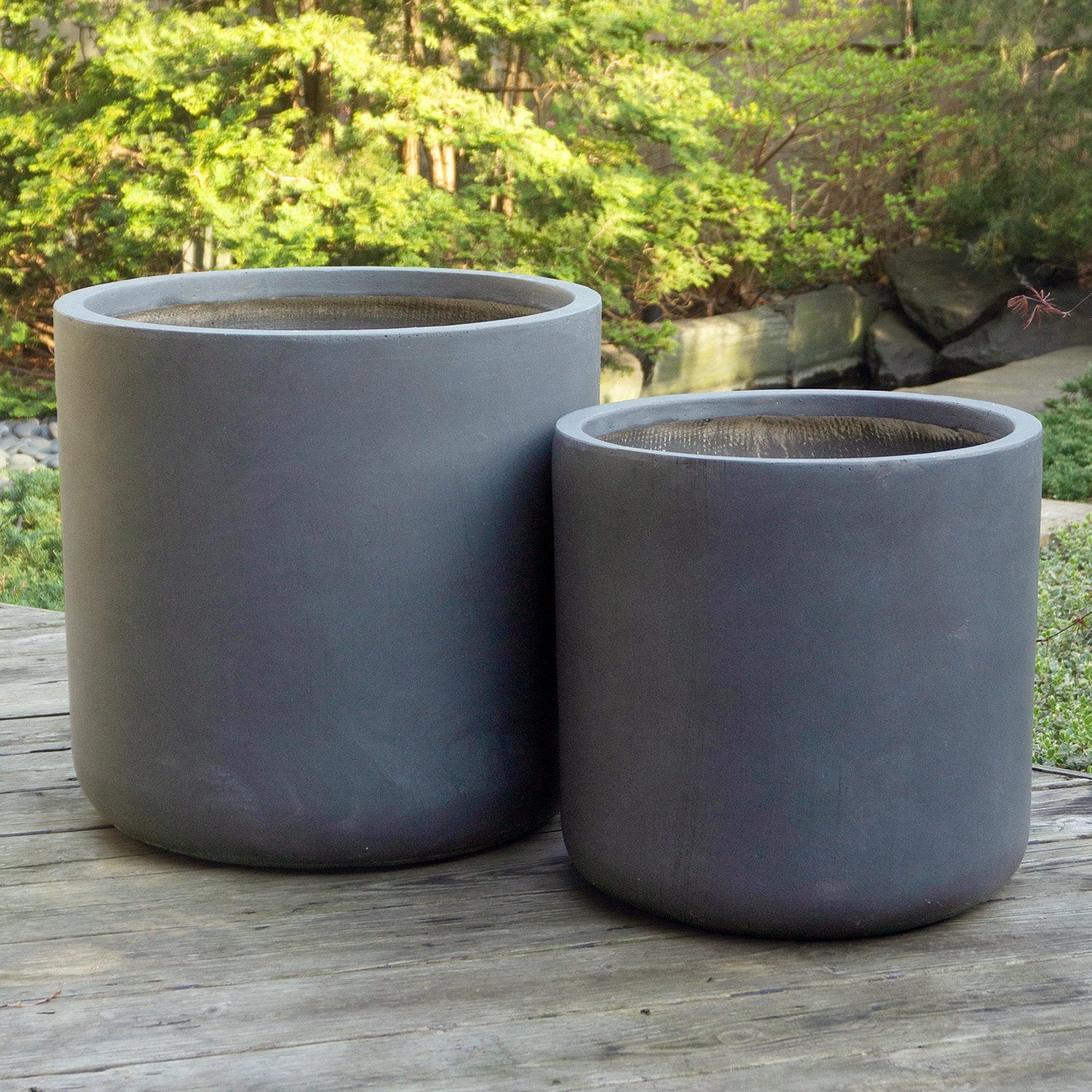 Distressed Smooth: Cylinder Planter Grey, Set/ 2