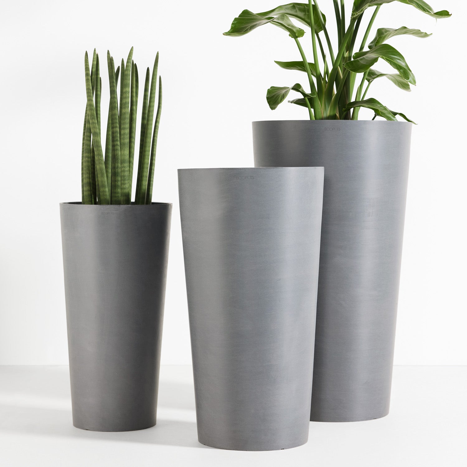 Distressed Smooth: Harmony Grey, 30.2"H Planter