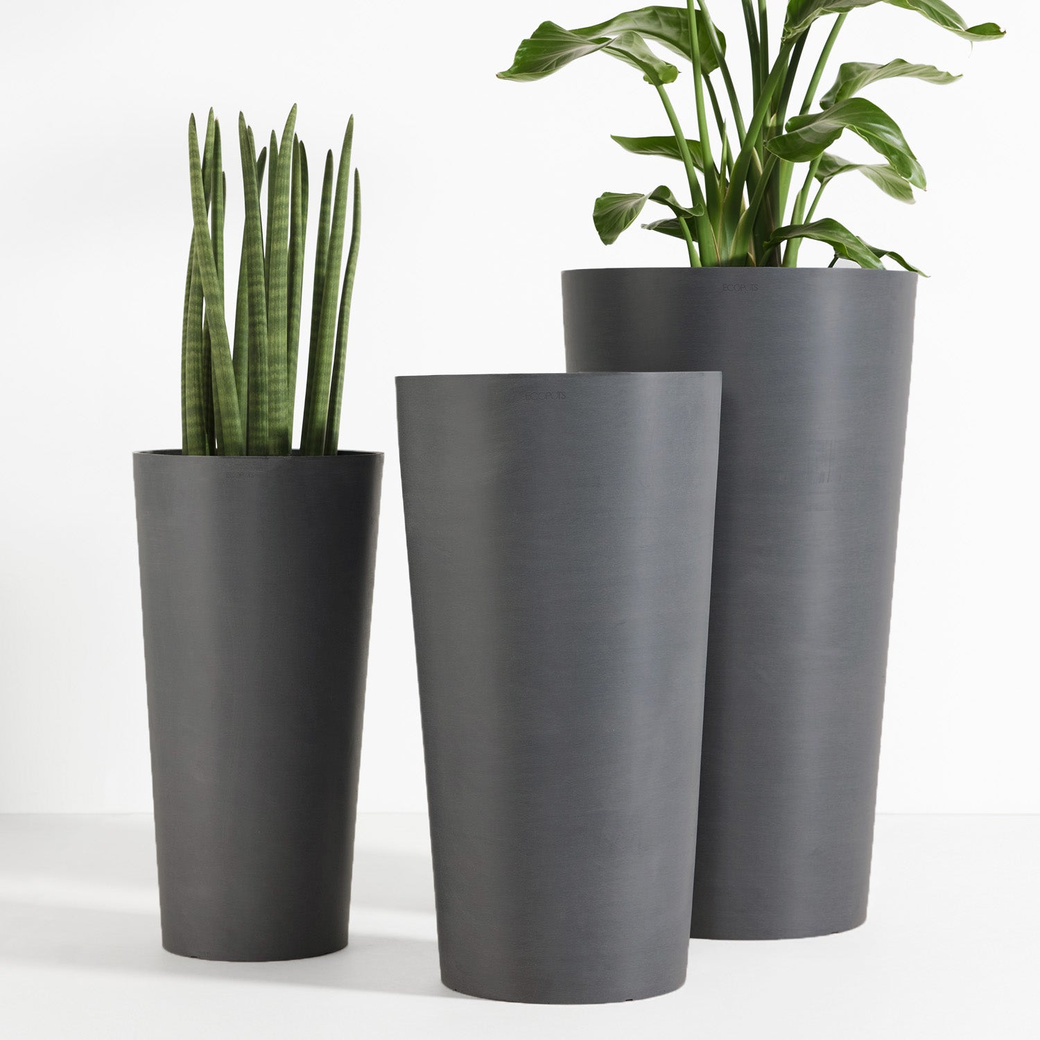 Distressed Smooth: Harmony Grey, 35.8"H Planter