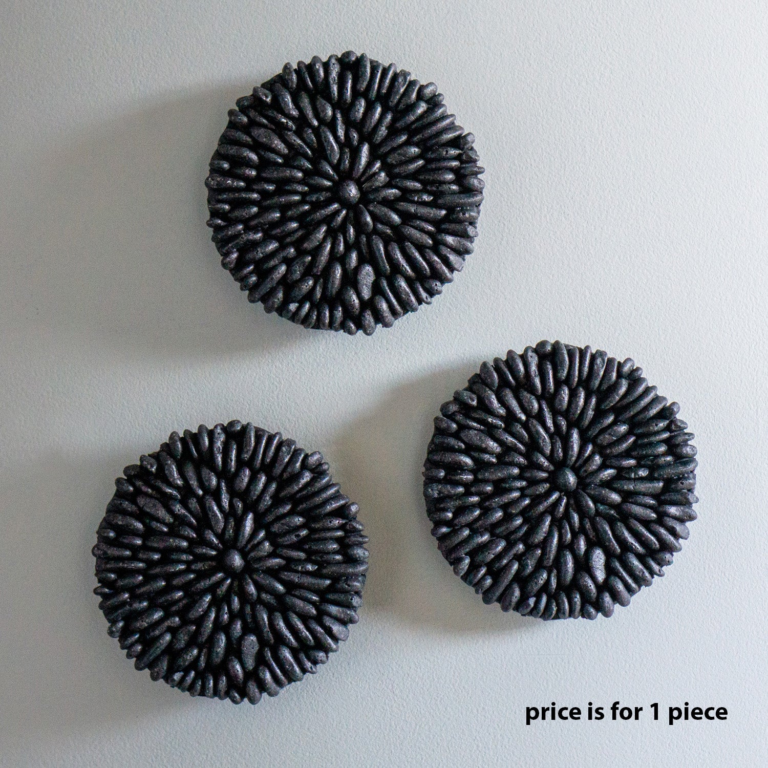 River Rock 6.75"D Wall Medallion, Polished Black