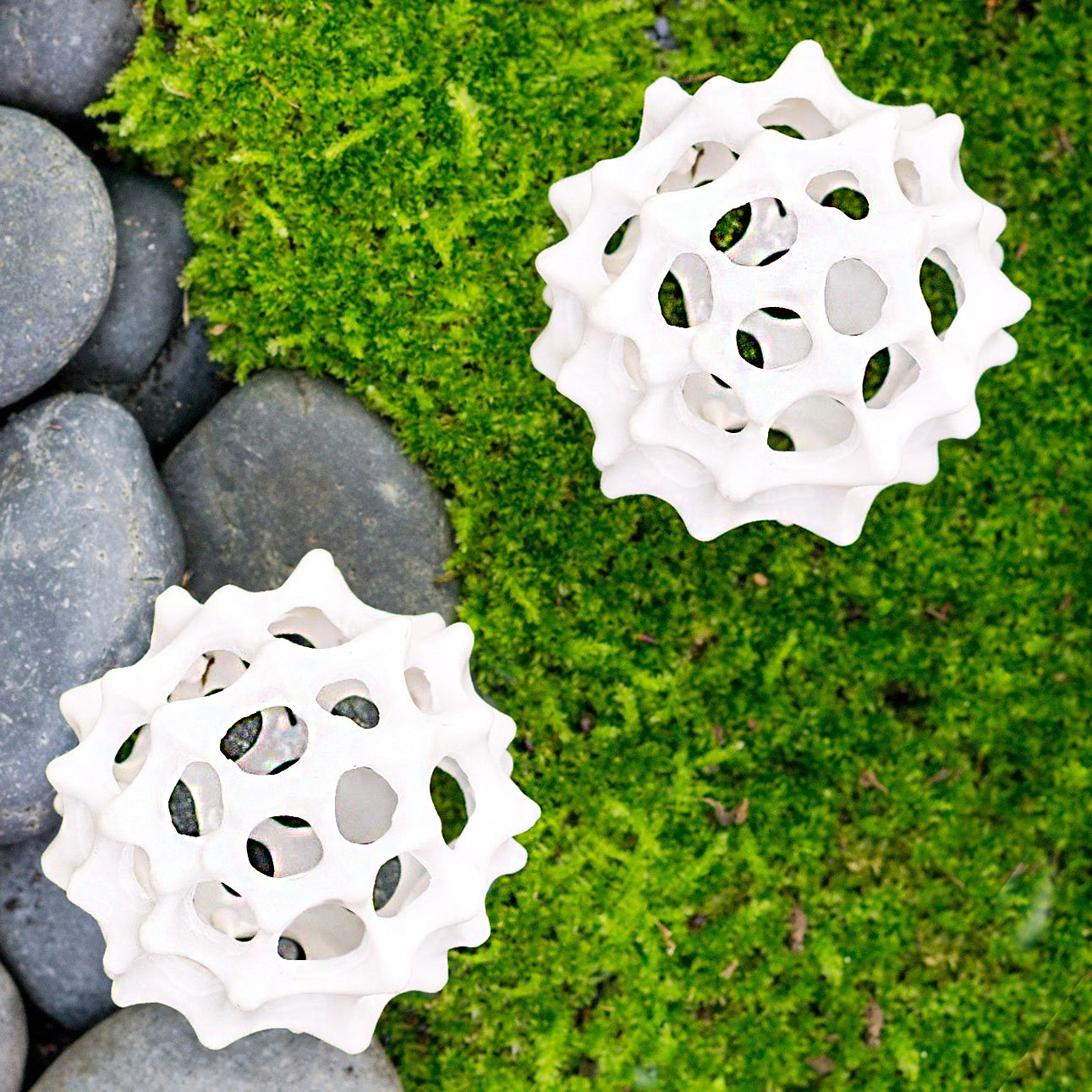 Pollen Sculpture, Off-White/ Cream