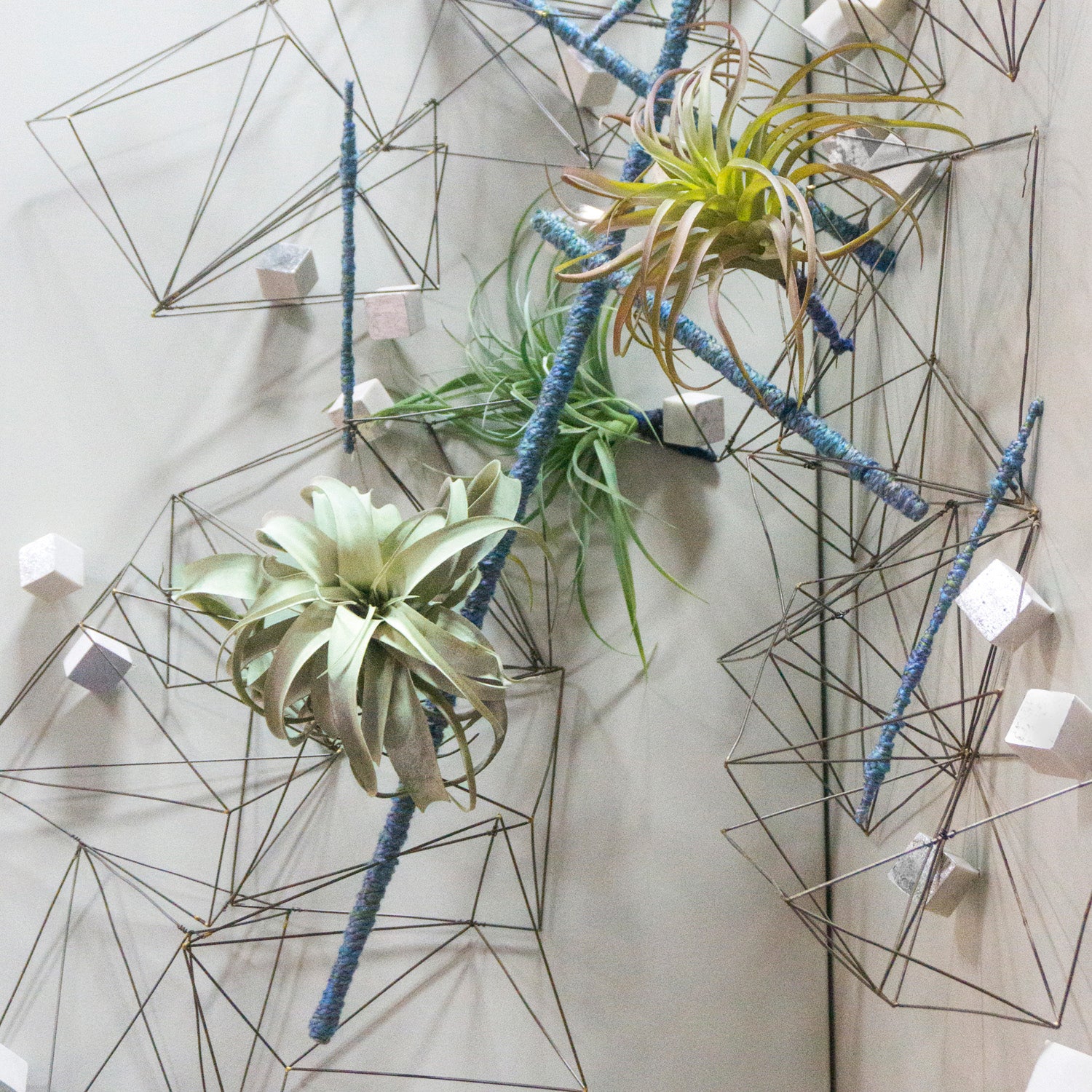 Wall Play™: Pivot, Off-White