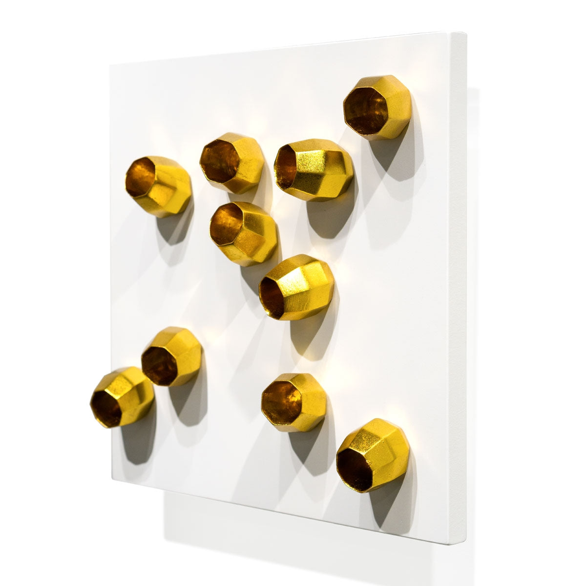 Wall Play™ Substrate White w/ Barnacle Gold